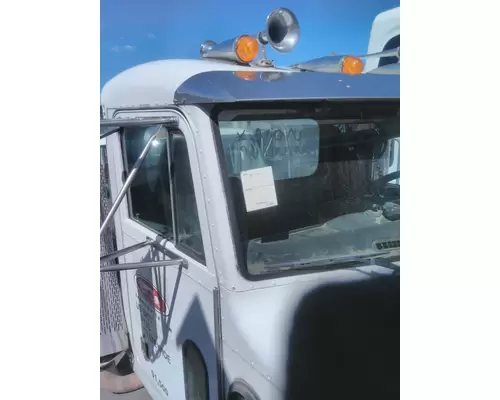 PETERBILT 379 CAB