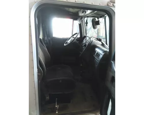 PETERBILT 379 CAB