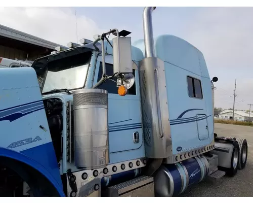 PETERBILT 379 CAB