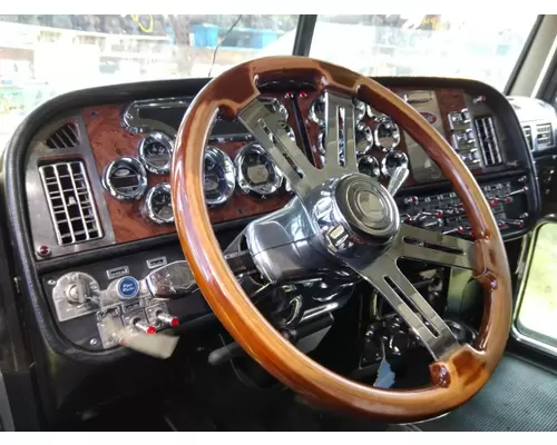 PETERBILT 379 CAB