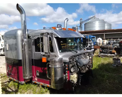 PETERBILT 379 CAB