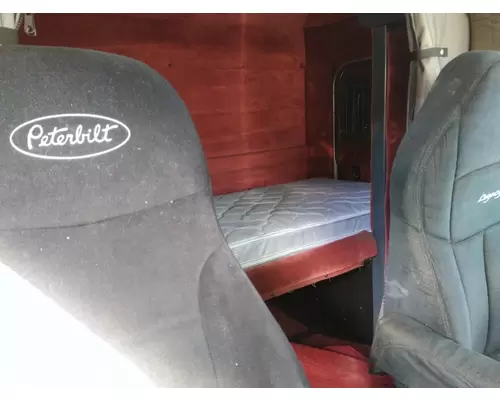 PETERBILT 379 CAB