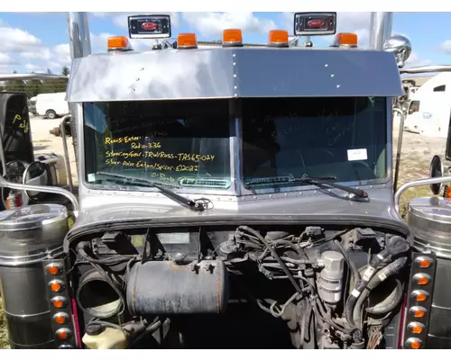 PETERBILT 379 CAB