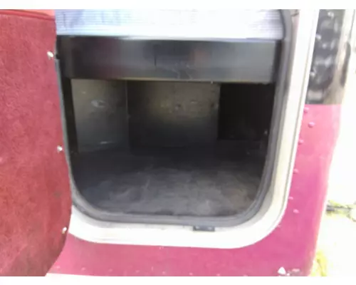 PETERBILT 379 CAB