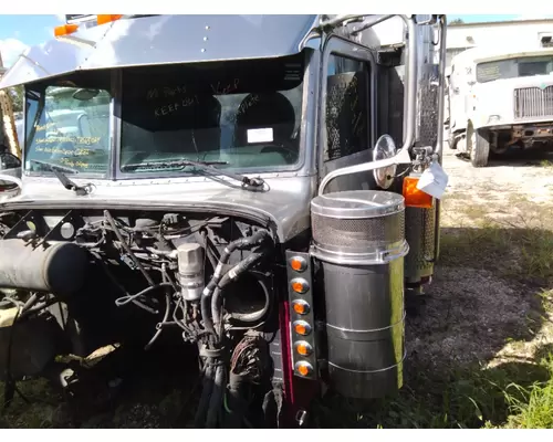 PETERBILT 379 CAB
