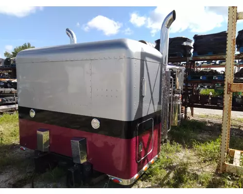PETERBILT 379 CAB