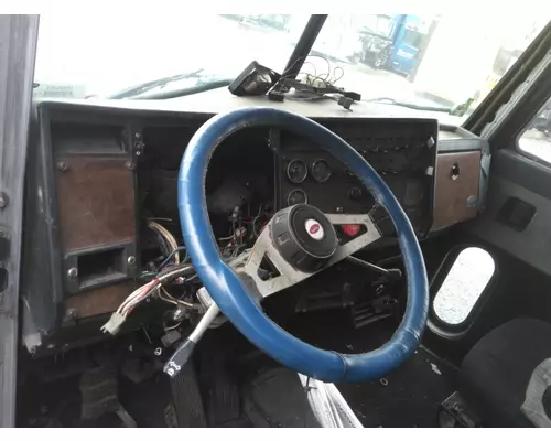 PETERBILT 379 CAB