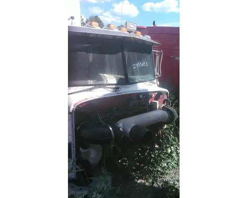 PETERBILT 379 CAB