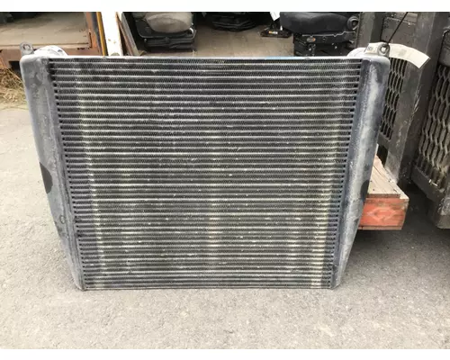 PETERBILT 379 CHARGE AIR COOLER (ATAAC)