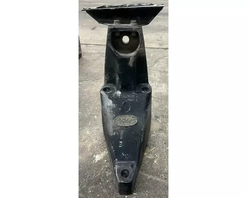 PETERBILT 379 Cab Mount