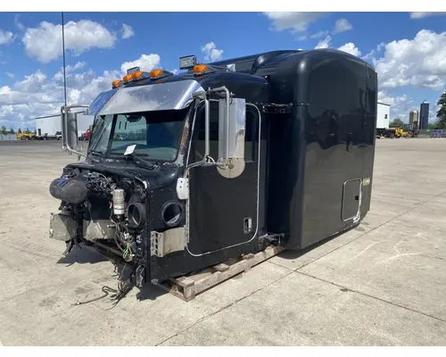 PETERBILT 379 Cab