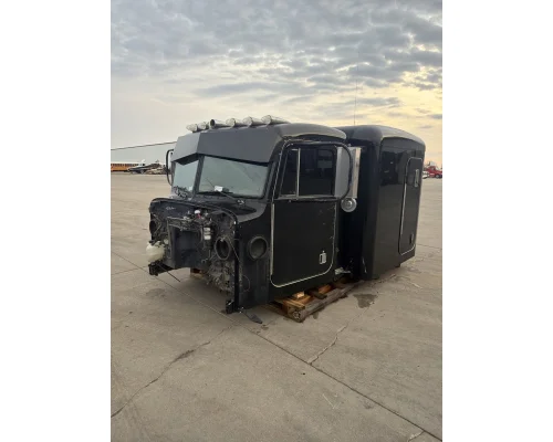 PETERBILT 379 Cab