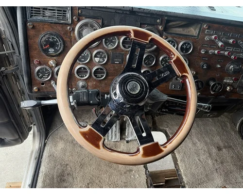 PETERBILT 379 Cab