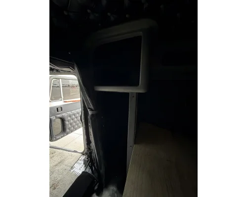 PETERBILT 379 Cab