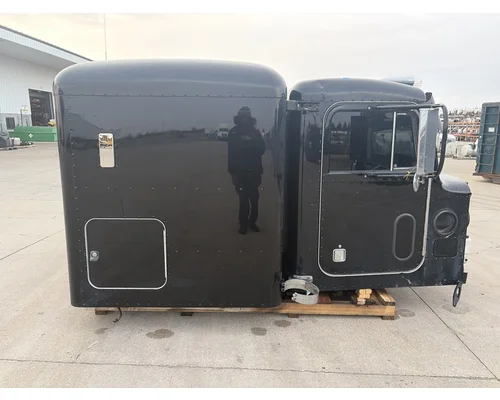 PETERBILT 379 Cab