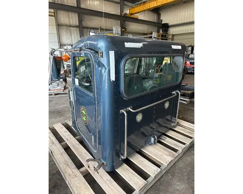 PETERBILT 379 Cab