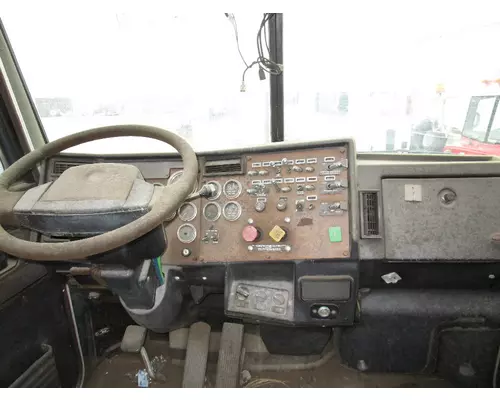 PETERBILT 379 Cab