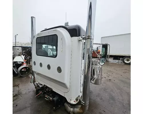 PETERBILT 379 Cab