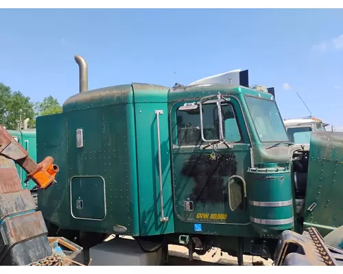 PETERBILT 379 Cab