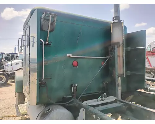 PETERBILT 379 Cab