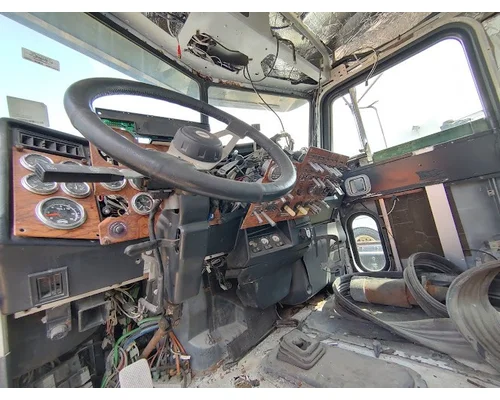 PETERBILT 379 Complete Vehicle