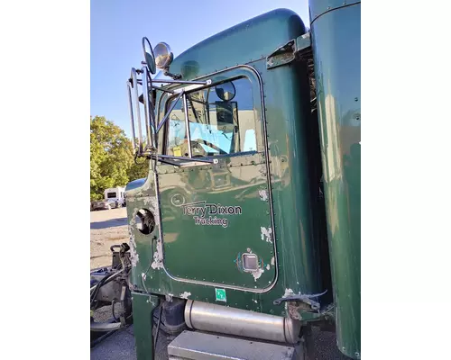 PETERBILT 379 Complete Vehicle