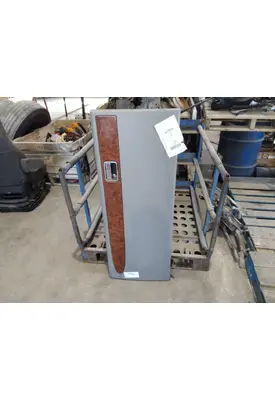 PETERBILT 379 DOOR, COMPARTMENT