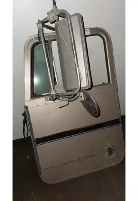 PETERBILT 379 DOOR ASSEMBLY, FRONT