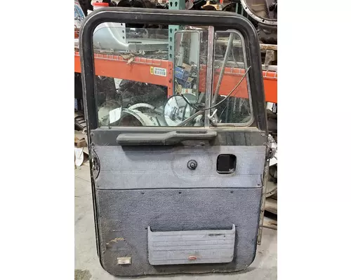 PETERBILT 379 DOOR ASSEMBLY, FRONT