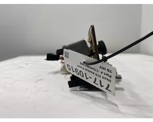 PETERBILT 379 Dash  Console Switch