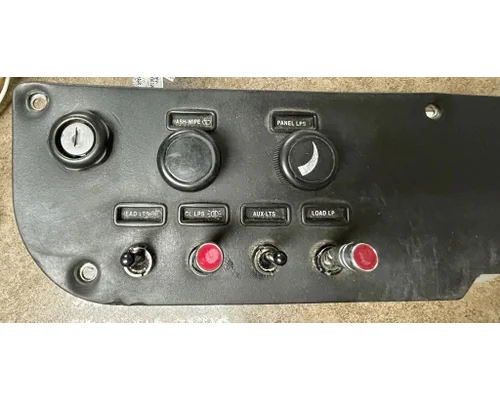 PETERBILT 379 Dash Panel