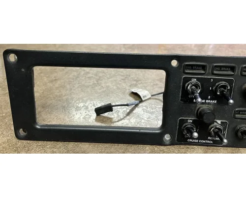 PETERBILT 379 Dash Panel