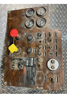PETERBILT 379 Dash Panel