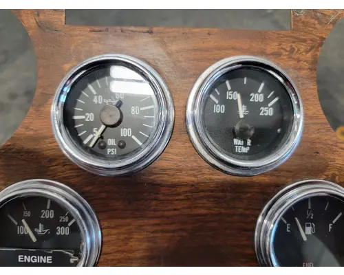 PETERBILT 379 Dash Panel