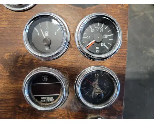 PETERBILT 379 Dash Panel