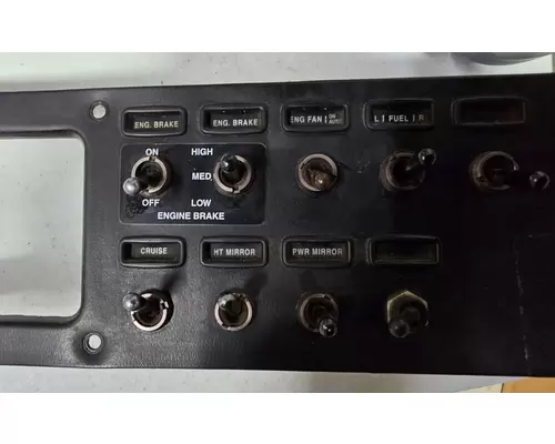 PETERBILT 379 Dash Panel