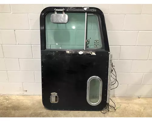 PETERBILT 379 Door Assembly, Front