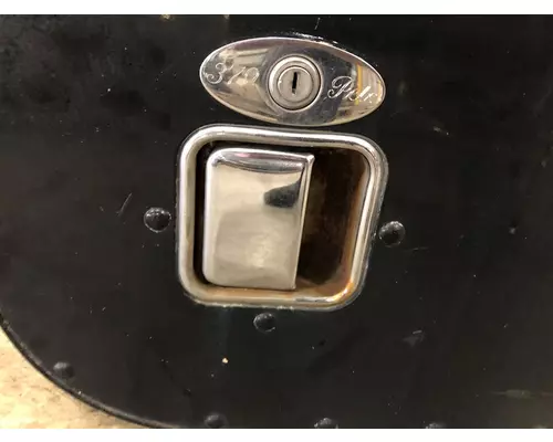 PETERBILT 379 Door Assembly, Front