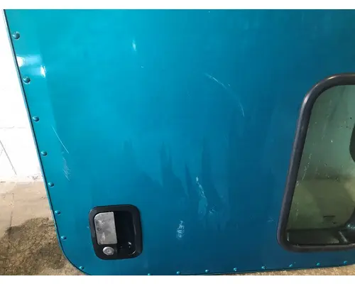 PETERBILT 379 Door Assembly, Front
