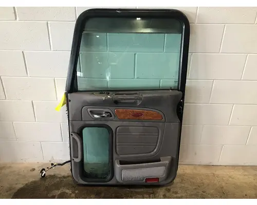 PETERBILT 379 Door Assembly, Front