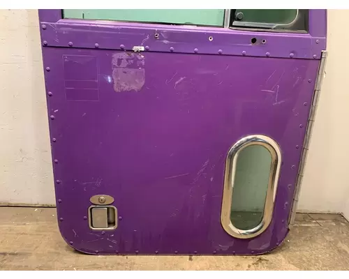 PETERBILT 379 Door Assembly, Front