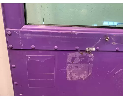 PETERBILT 379 Door Assembly, Front