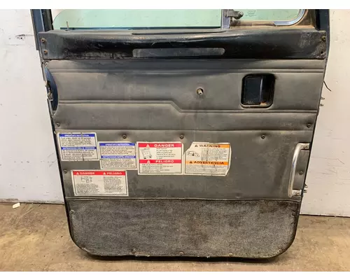 PETERBILT 379 Door Assembly, Front
