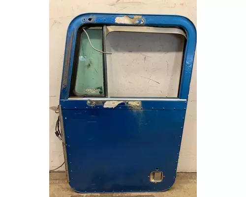 PETERBILT 379 Door Assembly, Front