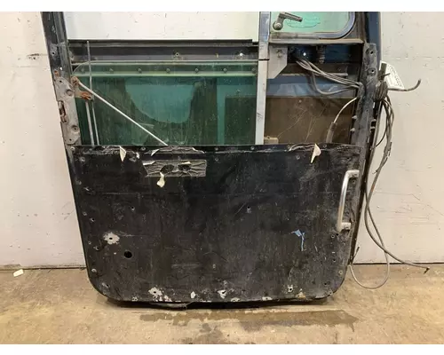 PETERBILT 379 Door Assembly, Front