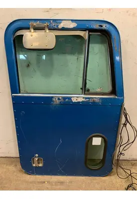 PETERBILT 379 Door Assembly, Front