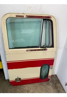 PETERBILT 379 Door Assembly, Front