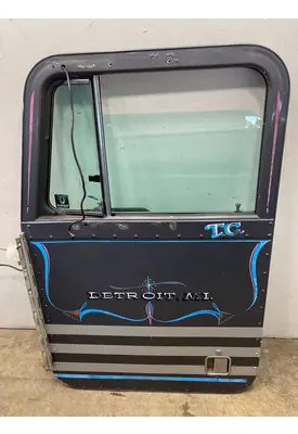 PETERBILT 379 Door Assembly, Front