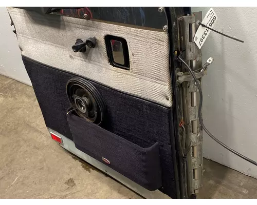 PETERBILT 379 Door Assembly, Front