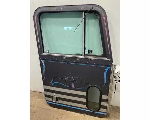 PETERBILT 379 Door Assembly, Front